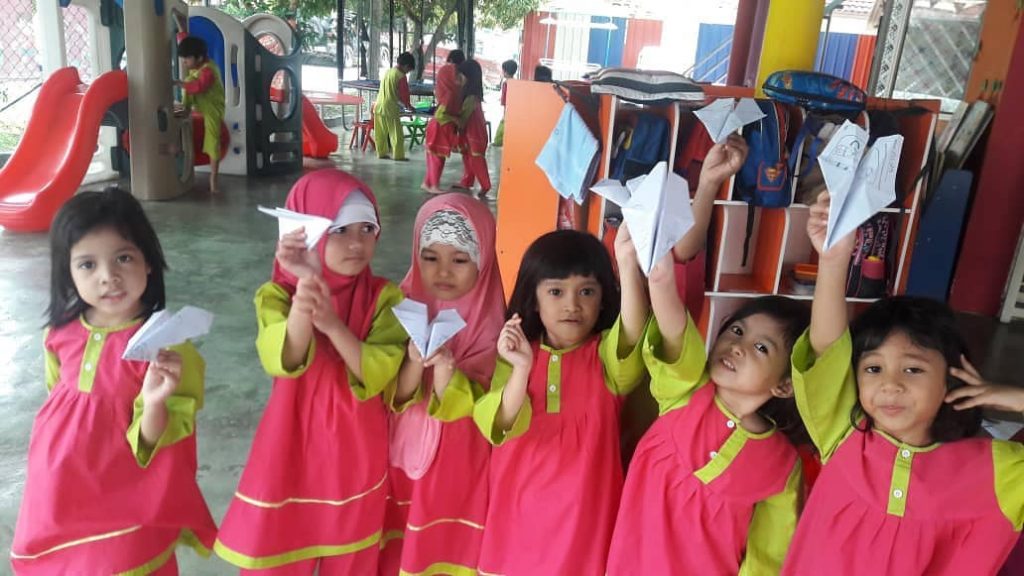 Sedar Tak Yang Sebenarnya Ramai Tak Tahu Apa Beza TASKA Dan TADIKA sedar-tak-yang-sebenarnya-ramai-tak-tahu-apa-beza-taska-dan-tadika